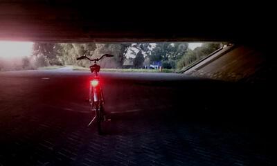 Fietslicht in het donker
