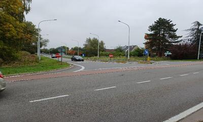 Kruispunt R4-Laarnebaan